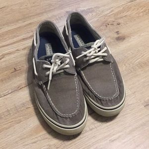 Mens Sperry top sider boat shoes. Grey color.